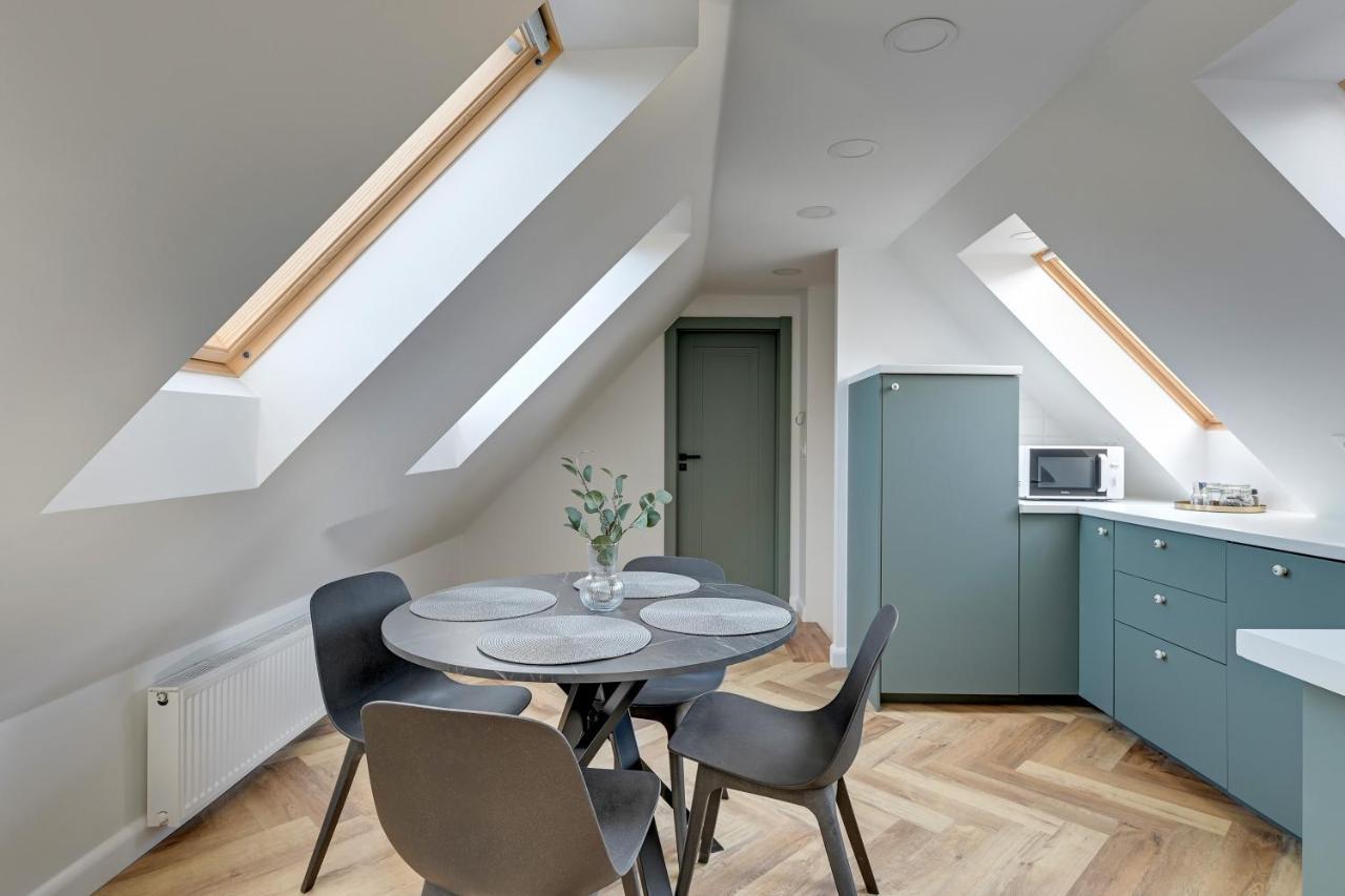 Comfy Family House By Lion *